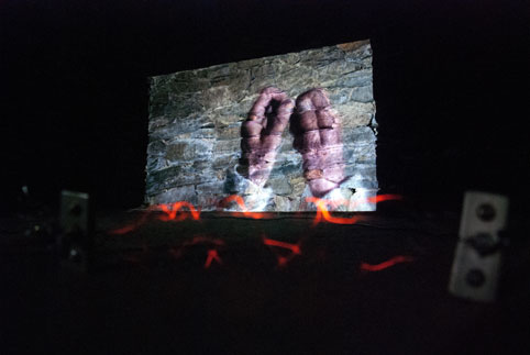 Gertrud Riethmüller, Visual Artist installation, video, sound, performances. Die unsichtbare Spitze, Künstlerhaus Maxhaus, Nordhalben.