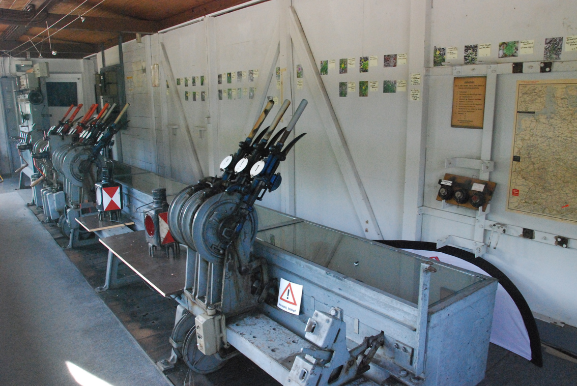 Gertrud Riethmüller, Visual Artist installation, video, sound, performances. Neophyt, 2023, 8 Kanal Klanginstallation im Stellwerk Huglfing.