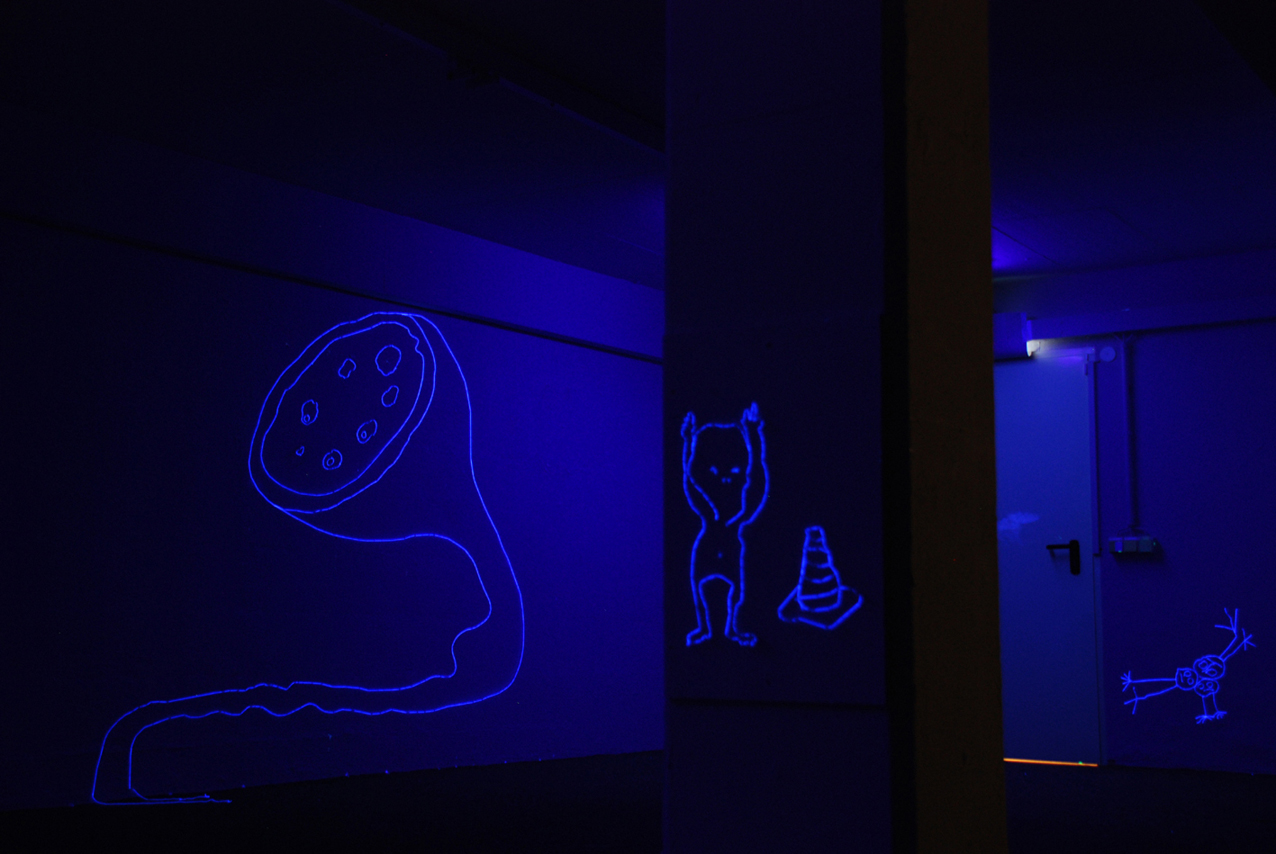 Gertrud Riethmüller, Visual Artist installation, video, sound, performances, Apislazuli-2009