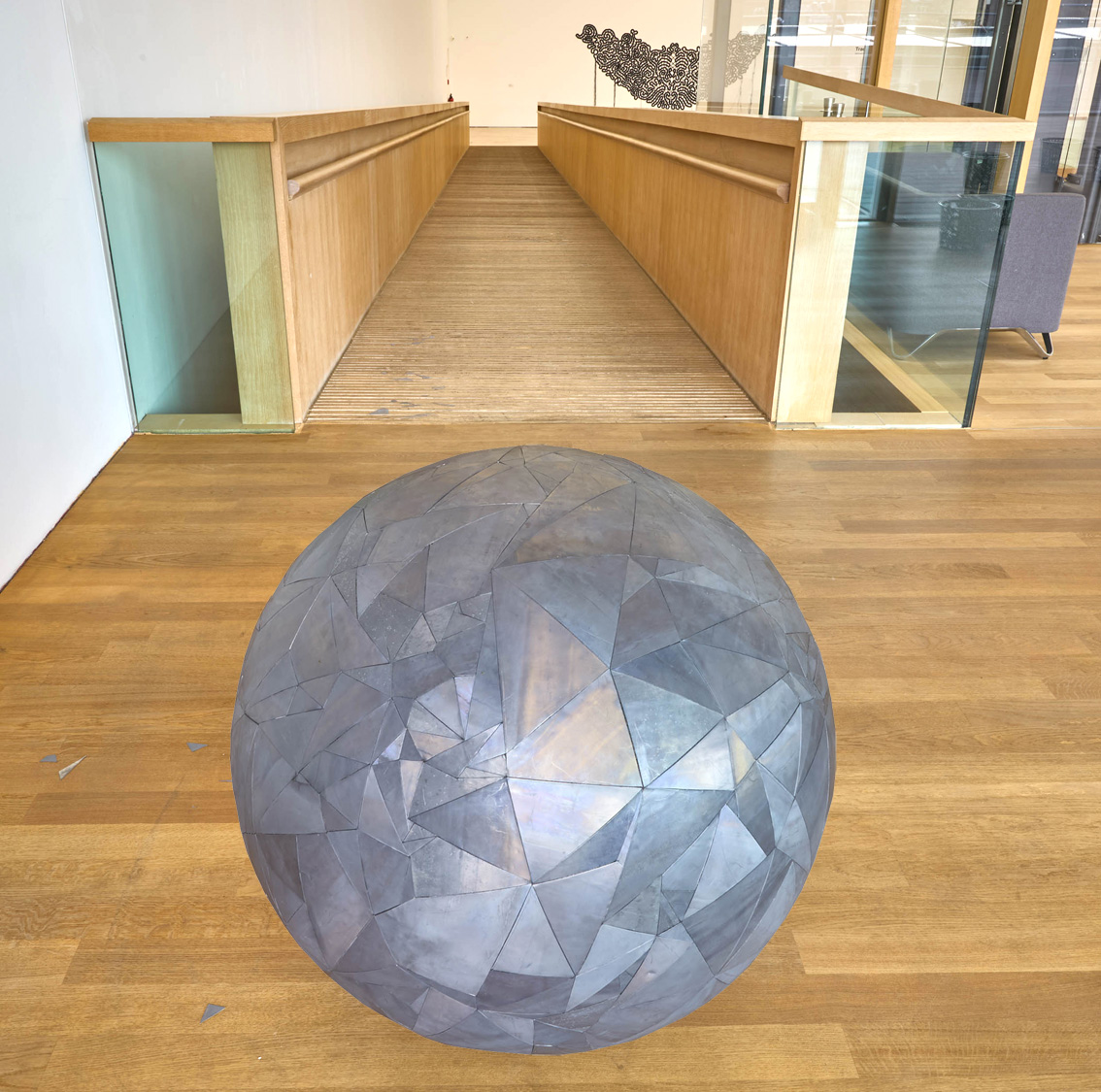 Gertrud Riethmüller, Visual Artist installation, video, sound, performances. zu ab und über 2025